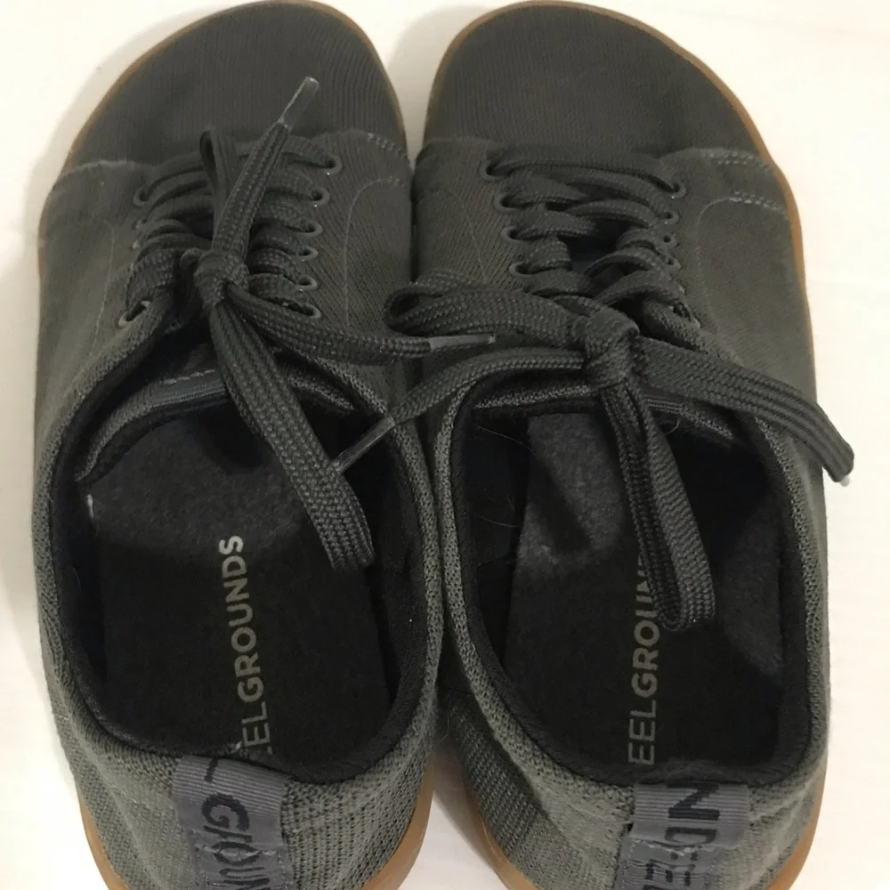 Feelgrounds Men's Casual Canvas Lace-Up Sneakers in Dark Gray Size 40